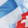 Zuger und Schweizer Fahne