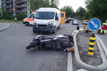 Motorradfahrer bei Kollision erheblich verletzt