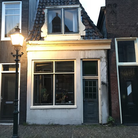 8  Hoorn