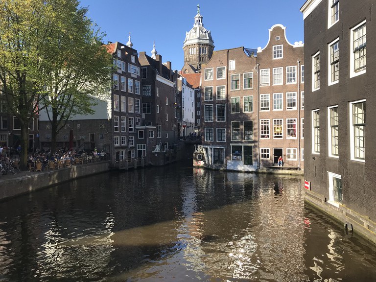 1 Amsterdam