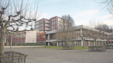 Über die Maskenfrage dürfen die Zuger Schulen selber entscheiden: Die Kantonsschulen haben daher ein eigenes Konzept. Über die Maskenfrage dürfen die Zuger Schulen selber entscheiden: Die Kantonsschulen haben daher ein eigenes Konzept.