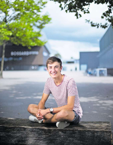 Eine Maturaarbeit führt durch Zug Eine Maturaarbeit führt durch Zug
