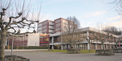 Mit Jacke und Mütze im Unterricht Mit Jacke und Mütze im Unterricht