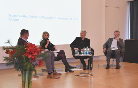 Podiumsgespräch und Verabschiedung von Prof. Dr. Stephan Huber