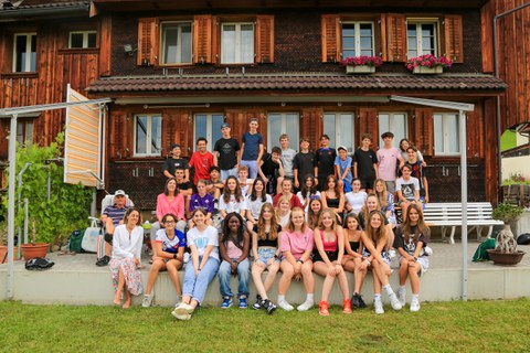 Einmal hier einmal da