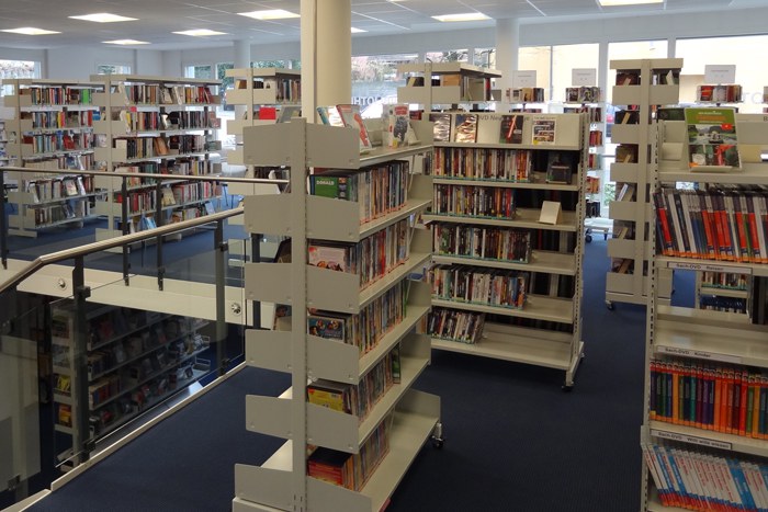 Bibliothek Hünenberg