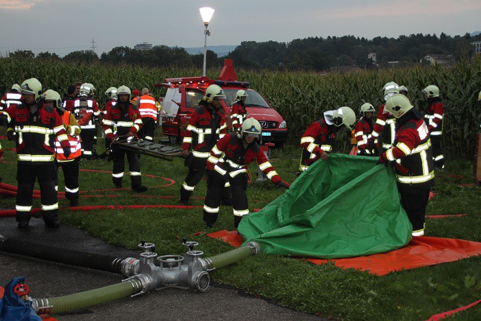 Installation der Ausgleichsbecken