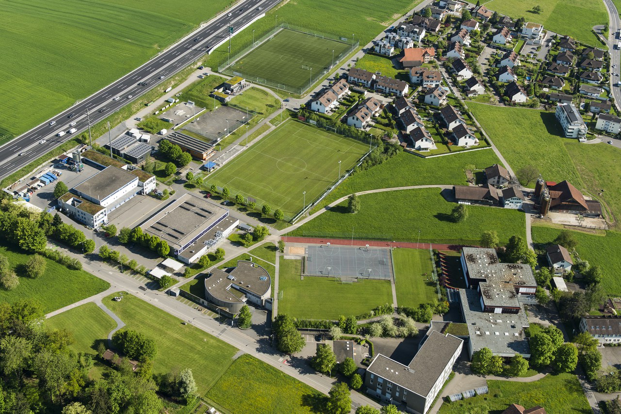 Luftaufnahme www.andreasbusslinger.ch