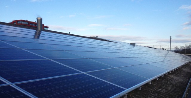 Photovoltaik-Anlage auf Dach