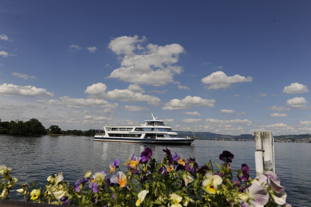 Schiff auf dem Zugersee