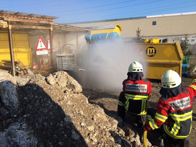 Brandbekämpfung bei Baufirma