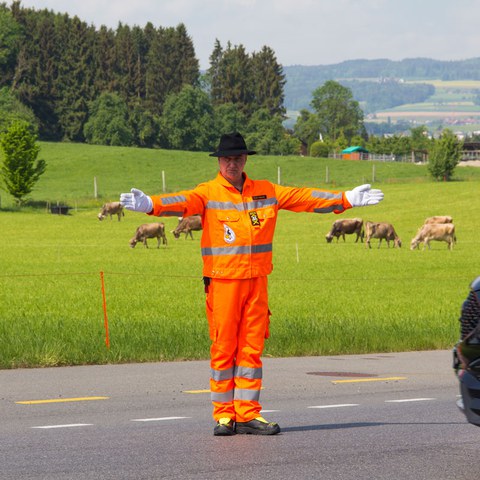 2022-05-07_Übung-Verkehrsdienst_mca_027.jpg