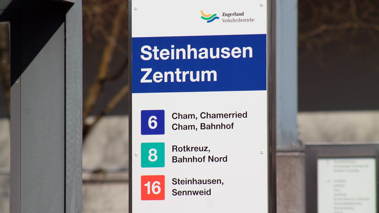 Steinhausen ist gut an den Öffentlichen Verkehr angebunden.